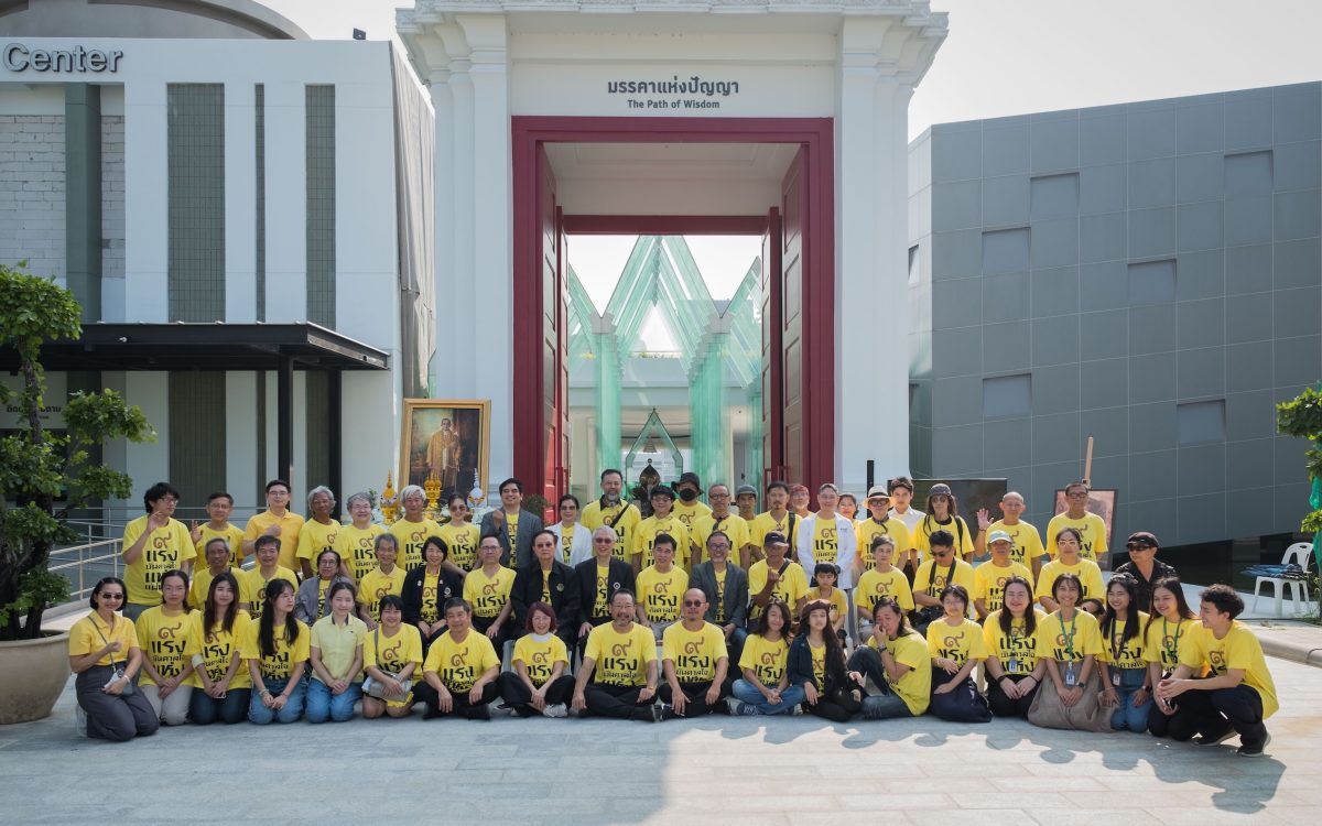 50 ศิลปินไทยวาดภาพสดเฉลิมพระเกียรติ ร.9 เนื่องในวาระพระบรมราชสมภพ